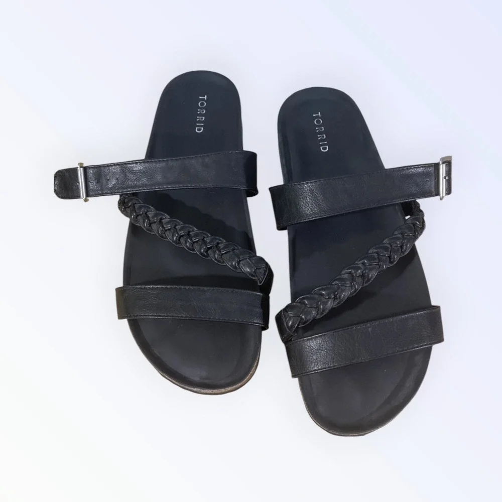 TORRID Sandals Mens Size 9 Black Strappy Style‎ S1-26